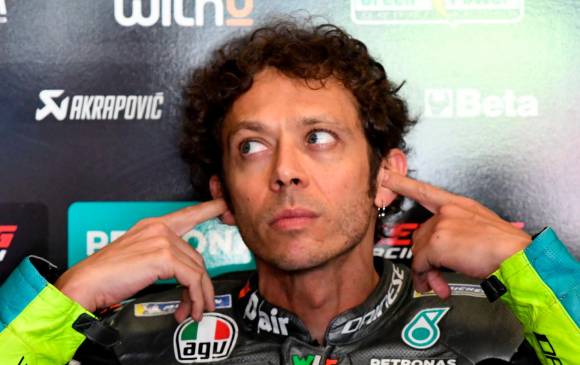 Luego de 26 años de competir en las pistas, el italiano Valentino Rossi se retirará a finales de este año, según anunció el que ha sido el rey de las competencias de Moto GP en el mundo. FOTO AGENCIA EFE