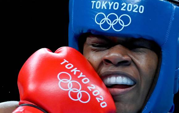 Chungneijang Mery Kom Hmangte de India golpea a Miguelina Hernández García de República Dominicana durante el Women’s Fly (48-51kg) en el segundo día de los Juegos Olímpicos de Tokio 2020. Foto Getty Images