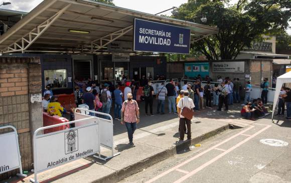 La Secretaría de Movilidad no informó cuál será la fecha para restablecer todos los servicios en su sede principal. FOTO: CAMILO SUÁREZ