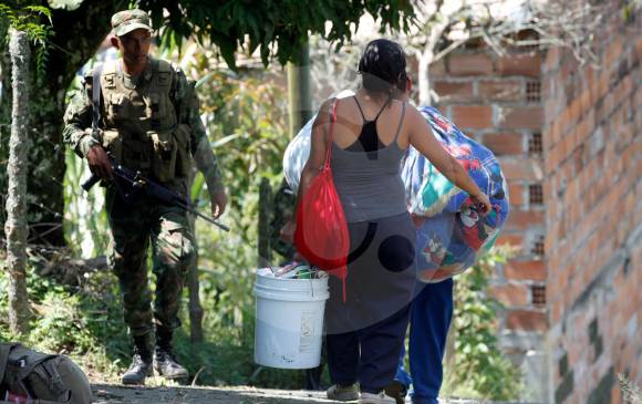 En Medellín los desplazados intraurbanos representan el 15 % del total de desplazados que atiende la ciudad. Las cifras este año oscilan entre las 1.090 y las 1.275 personas. FOTO manuel saldarriaga