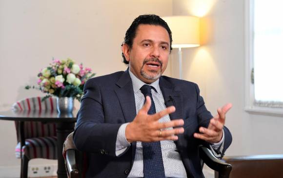 El abogado y politólogo Miguel Ceballos se desempeña como Alto Comisionado para la Paz desde 2018. Dialogar con el ELN y con el Comité del Paro son dos de sus funciones. FOTO Colprensa