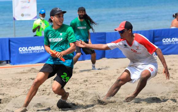 La delegación de ultimate es la primera campeona en estos juegos de Mar y Playa. Foto Indeportes