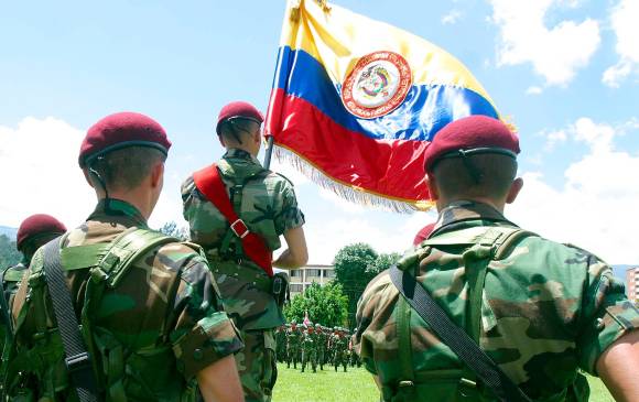 Actualmente, la Constitución no les permite participar en política a los miembros de la Fuerza Pública. FOTO Donaldo Zuluaga