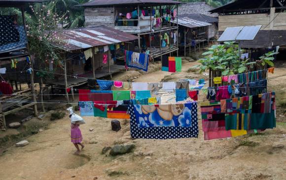 La comunidad indígena Maomía del Alto Baudó, Chocó, está en medio de los enfrentamientos entre el Eln y los exparamilitares desmovilizados, denunció el defensor. FOTO ARCHIVO DONALDO ZULUAGA