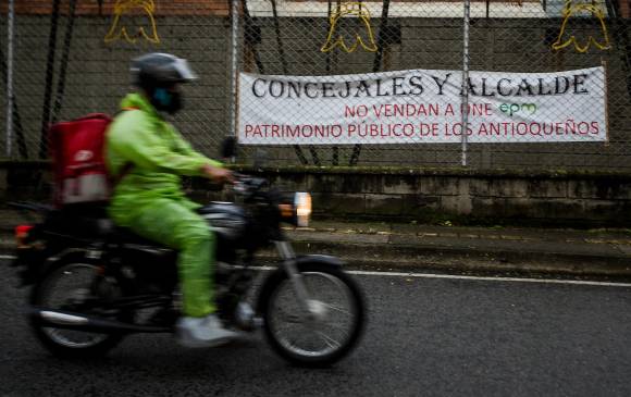 Desde julio, UNE está en el ojo público por el proyecto de la Alcaldía de Medellín de vender la participación accionaria de EPM. FOTO JULIO CÉSAR HERRERA