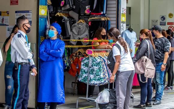 Los sectores que más aportaron a esta variación fueron el comercio, la industria y las actividades artísticas. Foto: Juan Antonio Sánchez Ocampo