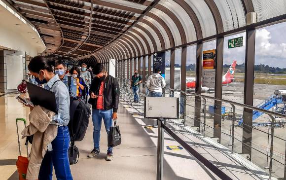 El uso del tapabocas y la ventilación en los espacios cerrados hacen parte de las recomendaciones del Ministerio de Salud. FOTO JUAN ANTONIO SÁNCHEZ