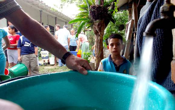 Algunos barrios de Medellín y Envigado tendrán corte de agua durante el fin de semana por obras en de la planta de potabilización La Ayurá. FOTO DIEGO GONZÁLEZ