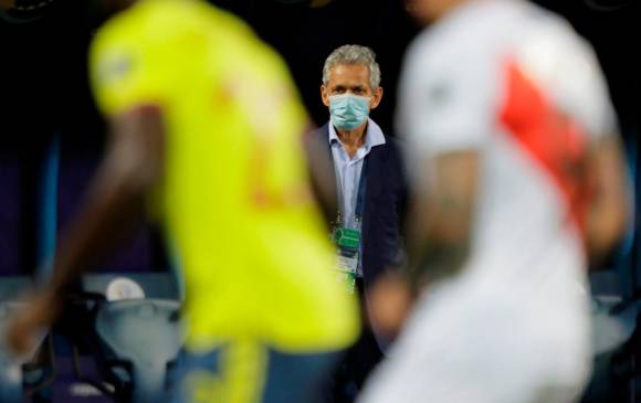 El técnico Reinaldo Rueda perdió su primer partido desde su regreso a la selección Colombia. Ahora tendrá que planificar el duelo ante Brasil por Copa América este miércoles. FOTO EFE