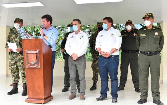 Ejército y Policía reforzarán operativos para dar con el paradero de los responsables de la masacre en Andes. FOTO MINDEFENSA