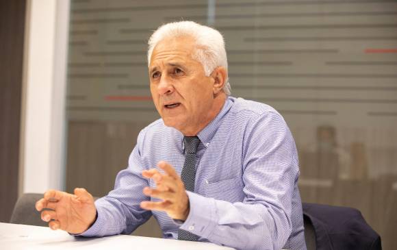 Rodrigo Zuluaga se retiró de la presidencia ejecutiva de la Cámara el 31 de diciembre con motivo de su jubilación. El abogado espera ahora dedicarse a otros proyectos. FOTO carlos velásquez