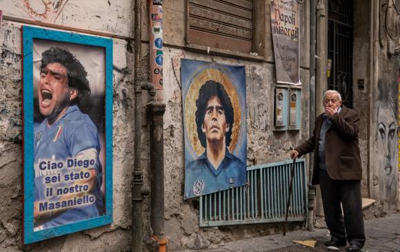 Maradona es recordado con mucho cariño en Nápoles, Italia, donde el “niño de oro” jugó varios años en el SSC Napoli. Foto: Getty Images.