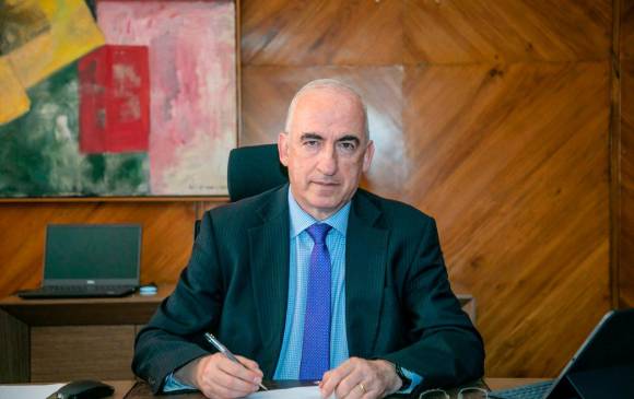 El gerente del Banco de la República, Leonardo Villar, anunció el alza en la tasa de intervención del Emisor. FOTO Colprensa