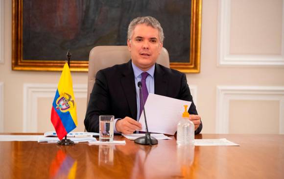 Iván Duque, presidente de Colombia, llamó a radicar un nuevo proyecto fiscal con carácter de urgencia para así evitar incertidumbre financiera en el país. FOTO Presidencia