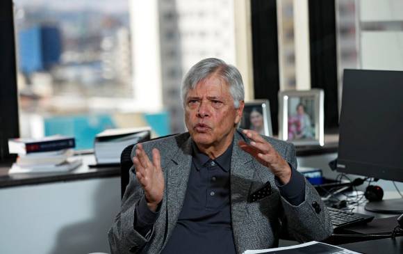 Botero fue presidente de Fasecolda, es una de las personas que más sabe de seguros en Colombia. 