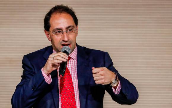 El ministro de Hacienda, José Manuel Restrepo, le dijo a EL COLOMBIANO que avanza en la construcción de consensos con los distintos actores sociales y políticos para definir el proyecto de Ley de Gasto Social. FOTO Jaime Pérez