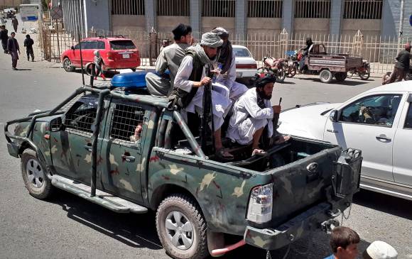 El Consejo de Seguridad de la ONU mantendrá este lunes una reunión de urgencia para abordar la toma de la mayoría de las provincias de Afganistán por parte de los talibanes. FOTO afp