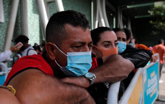 Medellín reactiva segundas dosis y se esperan más vacunas