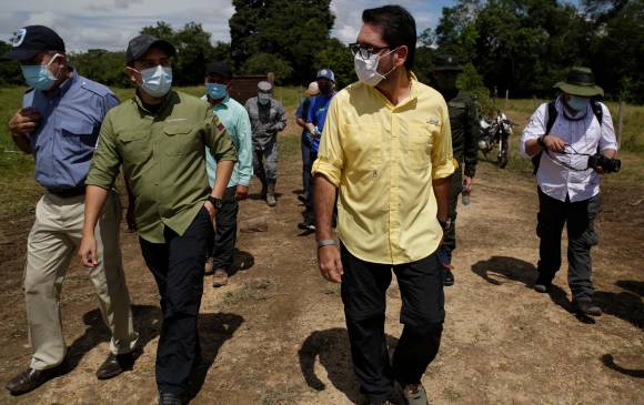 El gobernador del Meta, Juan Guillermo Zuluaga, dice que ya cuenta con un esquema de seguridad suficiente para garantizar su vida. FOTO: Colprensa.