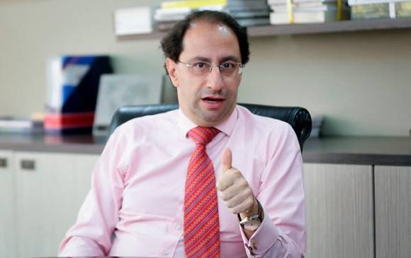 José Manuel Restrepo, ministro de Comercio, respalda la previsión de alza de 5 % del PIB en 2021. FOTO colprensa