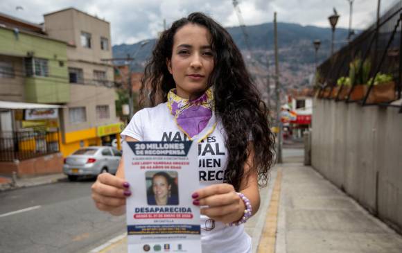Luz Leidy Vanegas se convirtió en un símbolo de la lucha por los desaparecidos, ya que su hija, Yesenia Rivera, no ha cesado de buscarla cada día desde su desaparición. FOTO EDWIN BUSTAMANTE