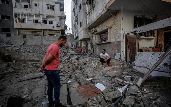 Según el Ministerio de Sanidad de Gaza, la cifra de muertos por las confrontaciones se elevó a 120. FOTO EFE