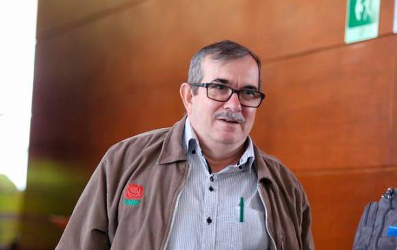 El máximo líder de las exFarc y ahora presidente del partido de los Comunes, Rodrigo Londoño (Timochenko) invitó al expresidente Uribe a presentarse a la JEP. FOTO COLPRENSA