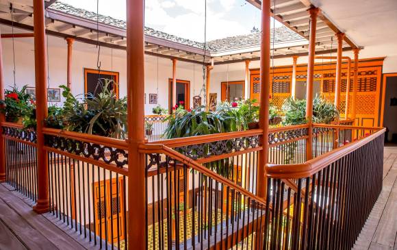 La “Casa Naranjada”, lugar de visita obligada para visitantes en Abejorral. FOTOS: JUAN ANTONIO SÁNCHEZ