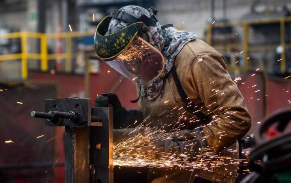 El resultado de los indicadores industriales como la producción y las ventas, durante julio, estuvo caracterizado por la solidez de las diferentes actividades manufactureras. FOTO Julio César Herrera