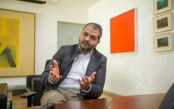 Andrés Felipe Gómez, presidente del Grupo Familia, celebró el anuncio de Essity de adquirir más participación accionaria de la empresa. FOTO Carlos Velásquez