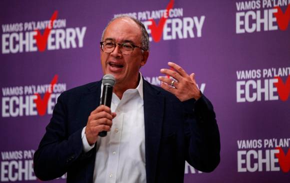 Juan Carlos Echeverry dice que su proyecto es independiente, pero reconoce no se alejaría de los partidos, por necesidad de votos. FOTO COLPRENSA