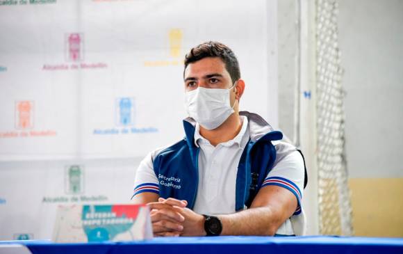 Esteban Restrepo, secretario de Gobierno, se pronunció a nombre de la Alcaldía de Medellín. FOTO: ALCALDÍA.
