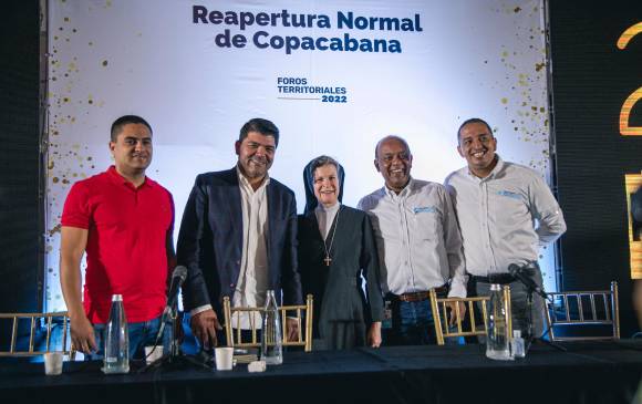 Mesa principal del foro territorial del Congreso de la República, celebrado en el mes de febrero. FOTO: Cortesía