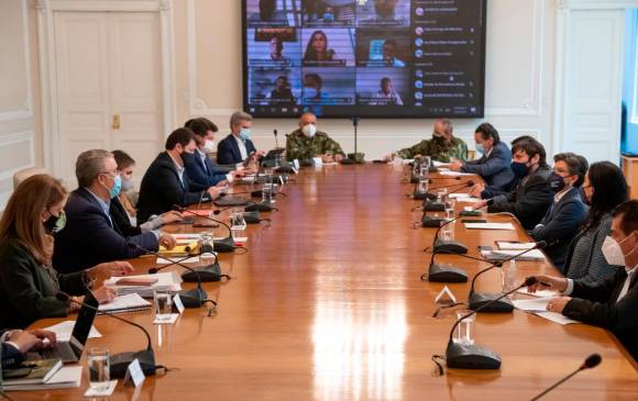 El presidente Iván Duque durante la reunión con los alcaldes de las ciudades capitales, como Claudia López, Jorge Iván Ospina y Jaime Pumarejo. FOTO CORTESÍA