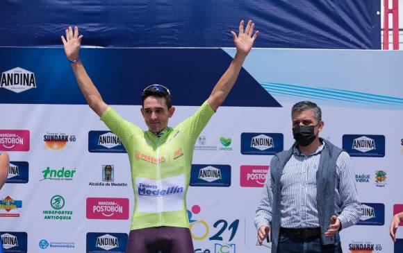 Óscar Sevilla, de 45 años de edad, sigue impresionando con su nivel en el ciclismo de alta competencia. Busca su quinto título en el Clásico RCN. FOTO Carlos velásquez