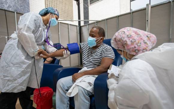 La reforma busca preparar al sistema de salud para pandemias, con temas como producción de vacunas. FOTO Edwin Bustamante