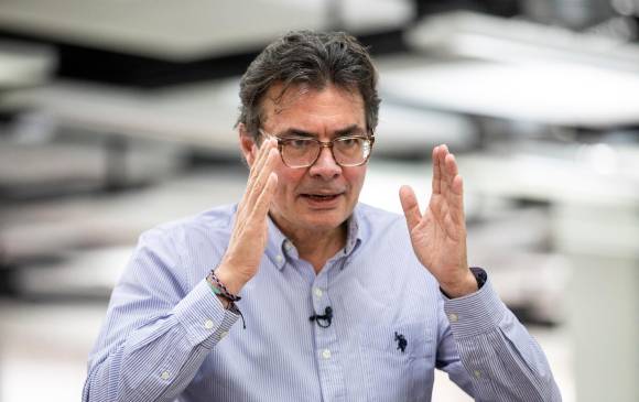 Alejandro Gaviria aseguró que cumplirá los compromisos de la Coalición Centro Esperanza y acompañará a quien gane la consulta presidencial del 13 de marzo. FOTO CAMILO SUÁREZ