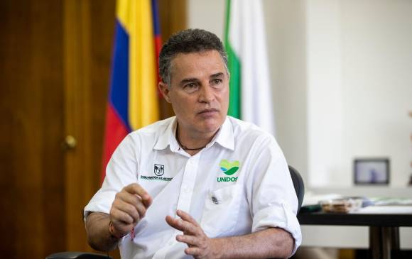 El gobernador Aníbal Gaviria espera salir negativo en la prueba covid para retomar sus funciones el martes 12 de enero. FOTO ESTEBAN VANEGAS