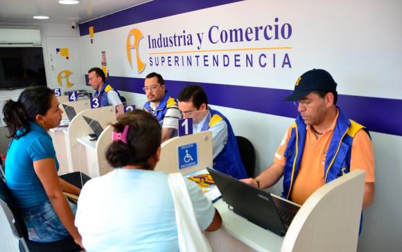 La SIC informó que aumentaron las reclamaciones por el uso indebido de información por parte de empresas. FOTO Colprensa