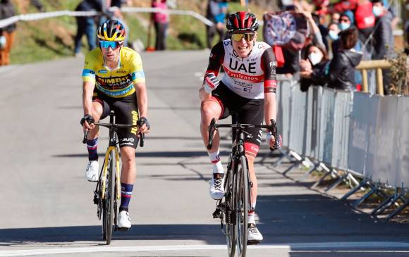 Pogacar y Roglic, los mejores ciclistas del momento. FOTO EFE
