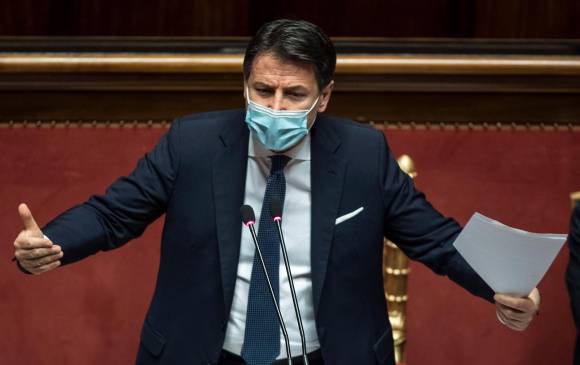 El primer ministro italiano, Giuseppe Conte, presentó este martes su dimisión al presidente de la República, Sergio Mattarell. FOTO EFE