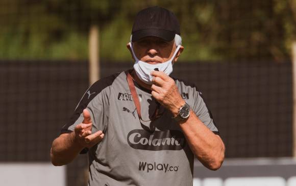 El técnico Julio Avelino Comesaña continúa con los trabajos de campo, preparando el equipo que este viernes se mide en casa al Once Caldas. FOTO CORTESÍA DIM