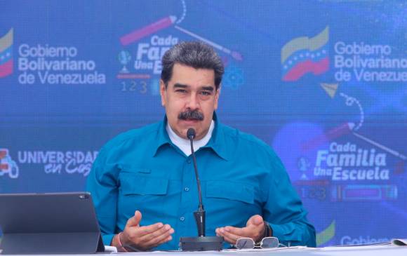 La red social no elimina la página de Maduro, solo la congela durante 30 días. FOTO EFE