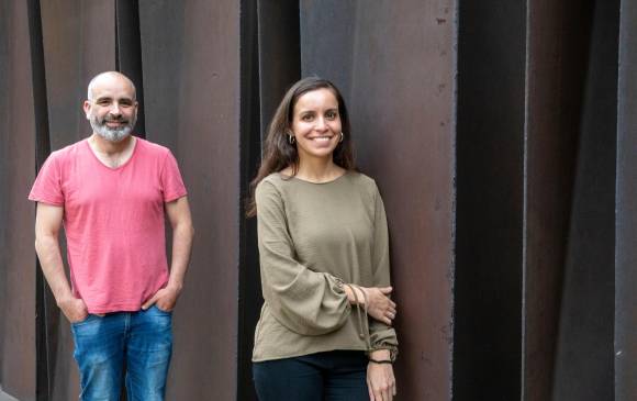 Valentina Rosas y Claudio Fuentes de Tenemos que hablar de Chile, visitan Colombia. FOTO Edwin Bustamante Restrepo