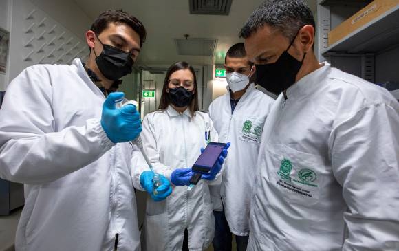 Los mejores grupos de investigación clasificaron porque les publicaron 20 o más artículos especializados de investigación en revistas científicas. FOTO: EL COLOMBIANO.