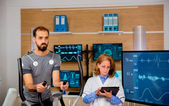 La actividad física es fundamental para mantener la salud del corazón, incluso permite detectar problemas. FOTO SSTOCK