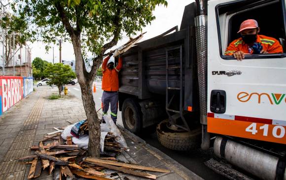 El estado de los camiones ha generado fricciones entre los trabajadores y la gerencia de Emvarias. FOTO JULIO CÉSAR HERRERA