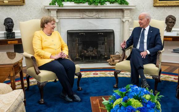 Angela Merkel se reunió con Joe Biden, el cuarto presidente de Estados Unidos con el que se ha encontrado en ejercicio, después de George W. Bush, Donald Trump y Barack Obama. FOTO AFP