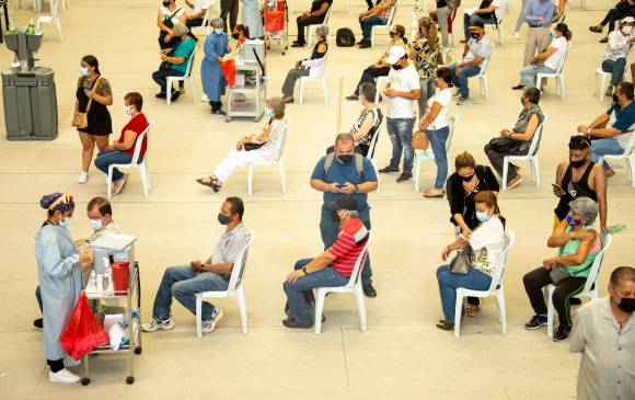 La ciudad cuenta con 91 puntos de vacunación contra la covid-19. Entre estos, figuran ocho centros masivos. FOTO Carlos Velásquez