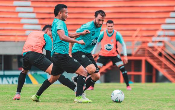 *El cuadro naranja espera sumar sus primeros puntos en la Liga y así abandonar los últimos lugares de la tabla de posiciones. FOTO CORTESÍA ENVIGADO